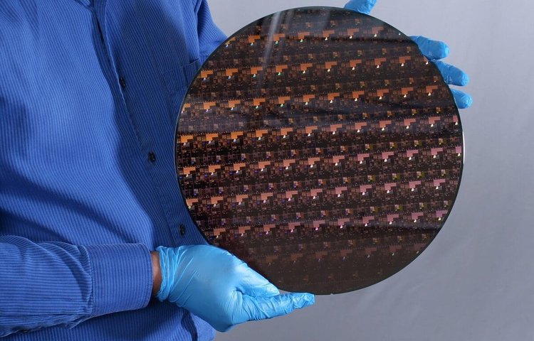 IBM создала первый в мире 2-нанометровый чип