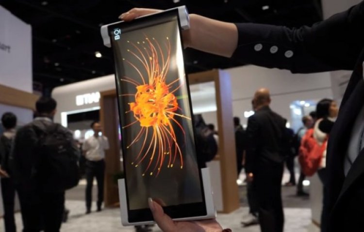 BOE Technology разрабатывает 12,3-дюймовый дисплей для смартфонов