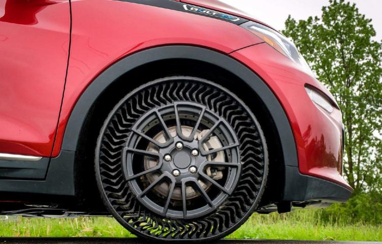 Michelin и GM будут продавать шины, которые не используют воздух, в 2024 году.