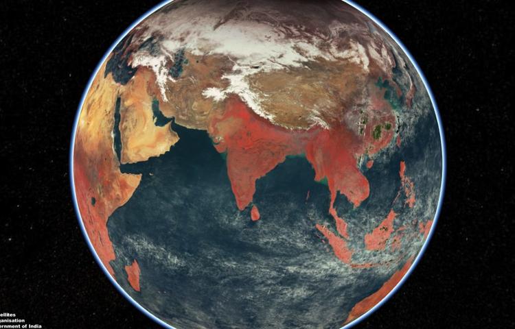 Индийский спутник доставил невиданные ранее фотографии Земли
