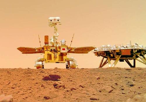 Чжуронг: китайский марсоход испытывает большие трудности на Марсе