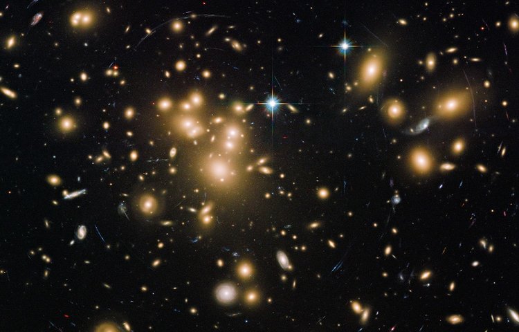 Ученые воссоздают плазму аналогичной внутри огромных скоплений галактик